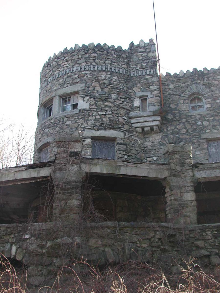 Hearthstone Castle Weddings, Events, Park